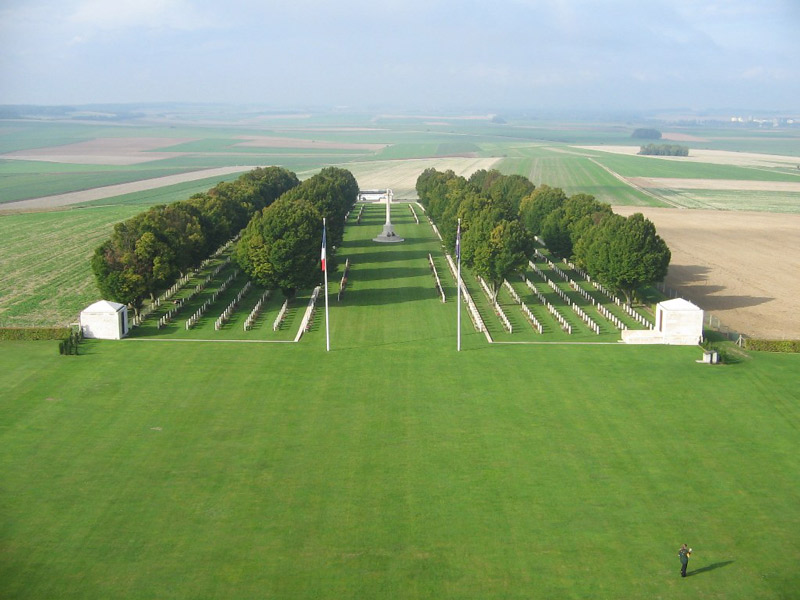 Villers - Bretonneux Military Cemetery